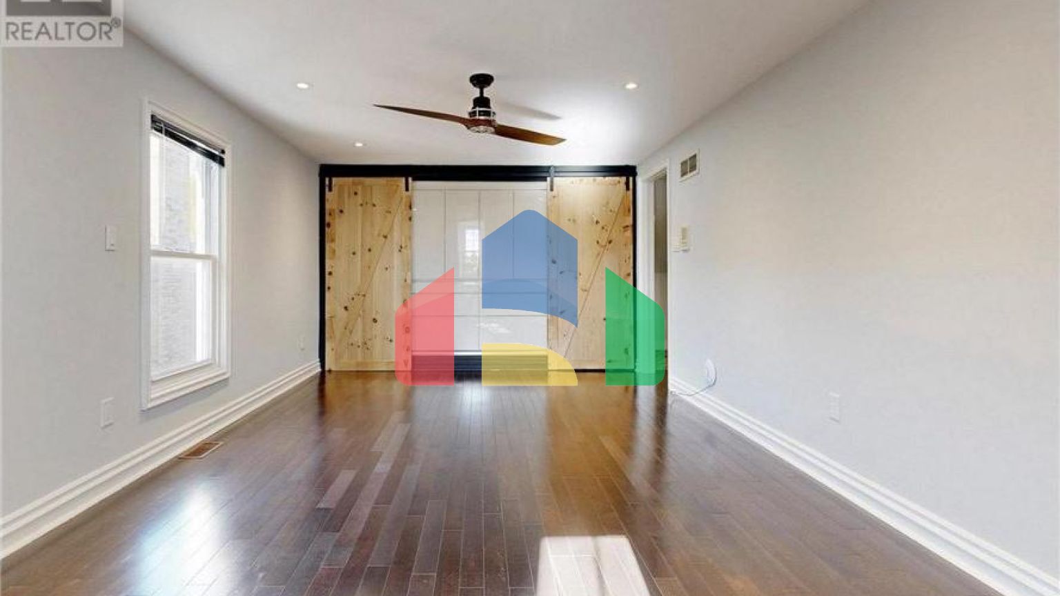 Residential - Single Family Home - Richmond Hill, Canada - Canada