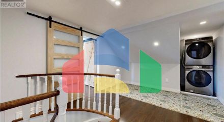 Residential - Single Family Home - Richmond Hill, Canada - Canada