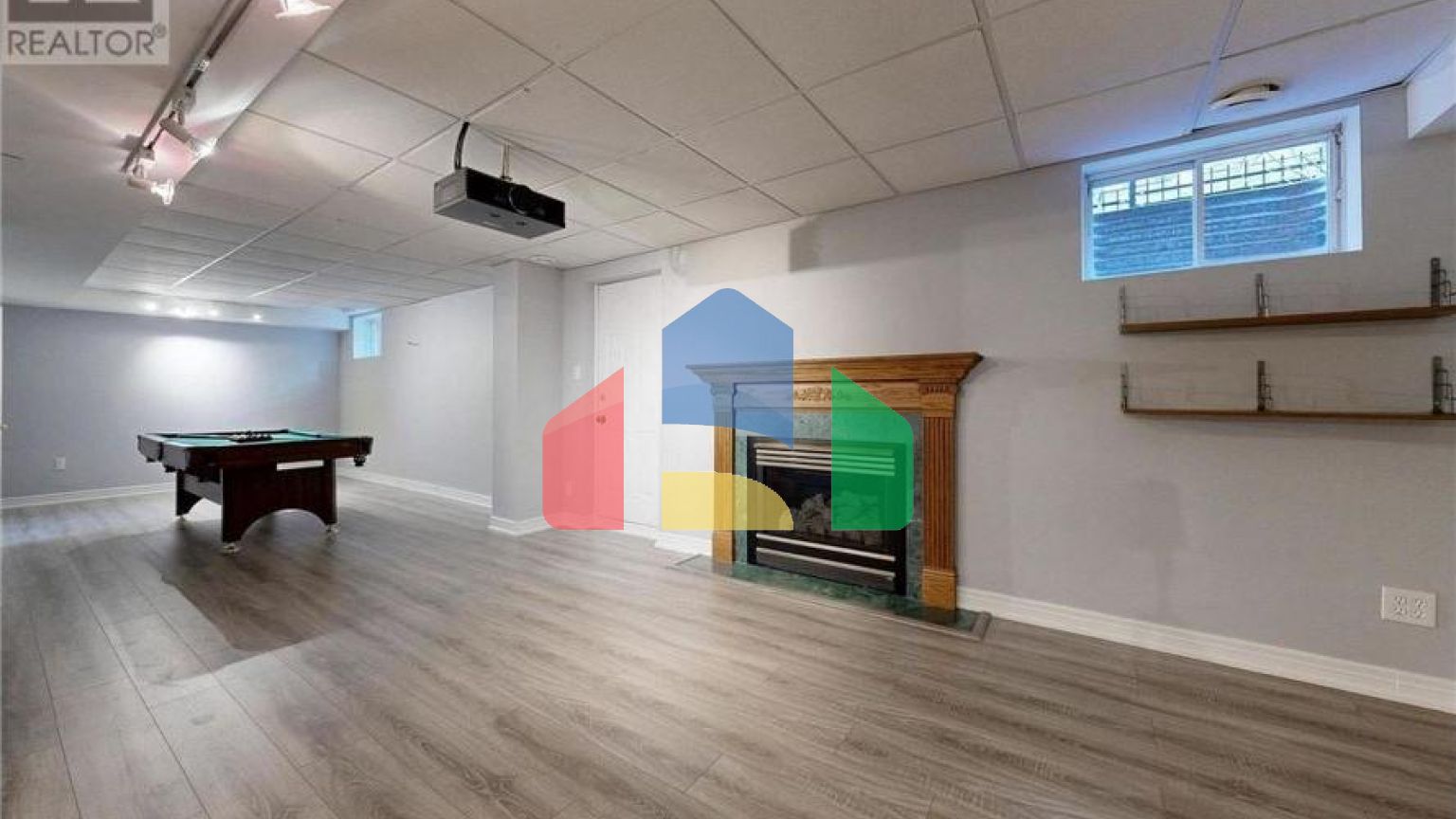 Residential - Single Family Home - Richmond Hill, Canada - Canada