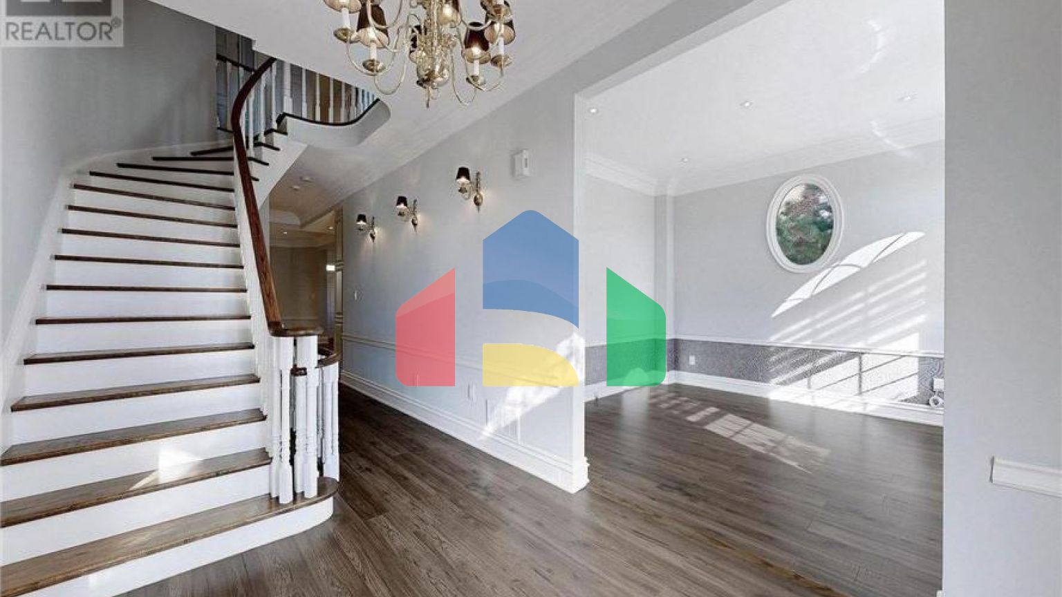 Residential - Single Family Home - Richmond Hill, Canada - Canada