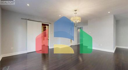 Residential - Single Family Home - Richmond Hill, Canada - Canada