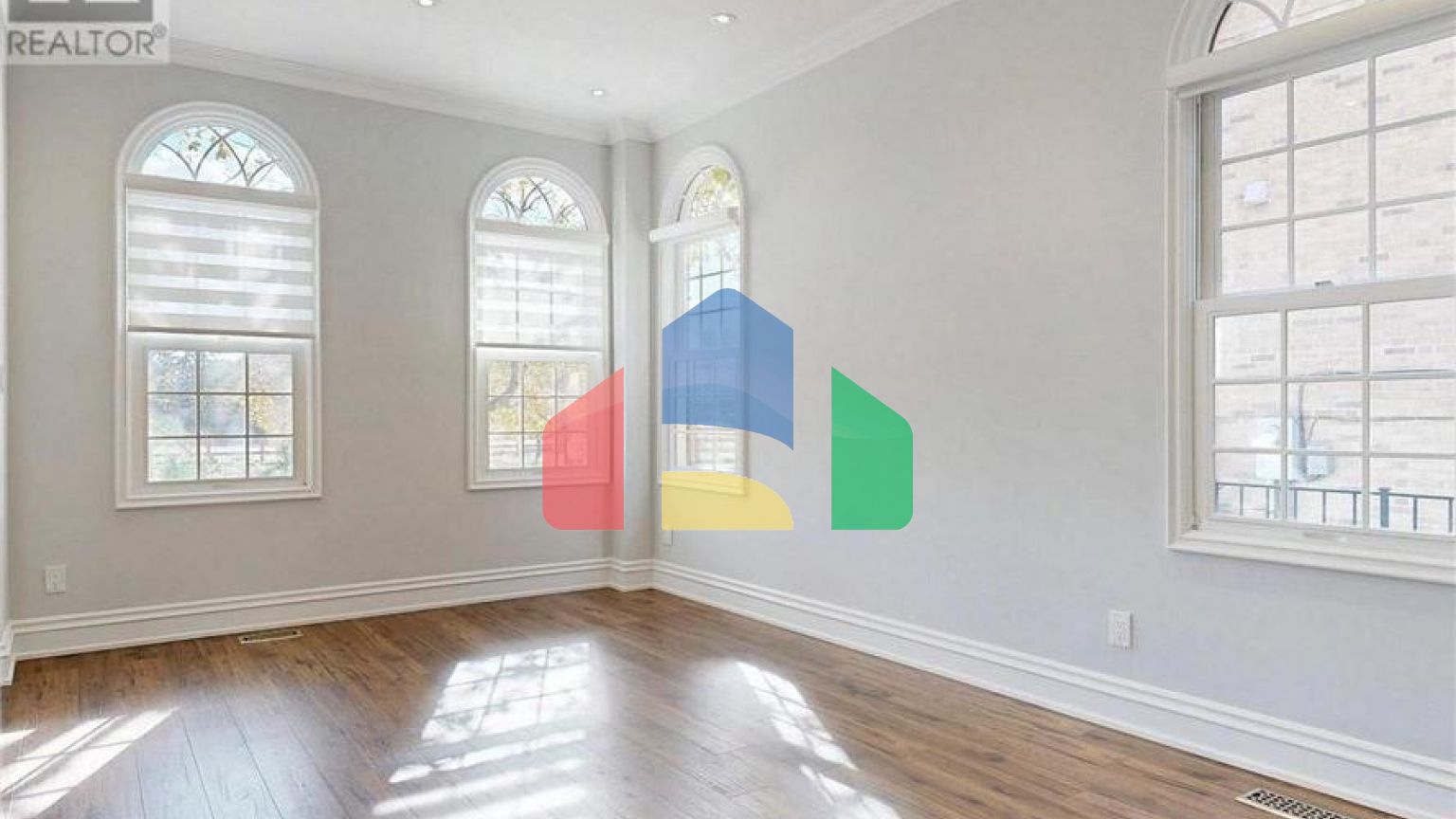 Residential - Single Family Home - Richmond Hill, Canada - Canada