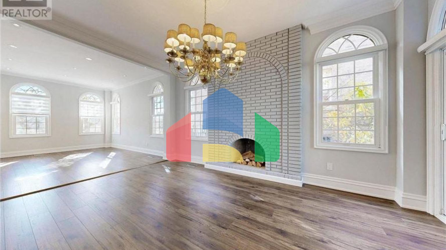 Residential - Single Family Home - Richmond Hill, Canada - Canada