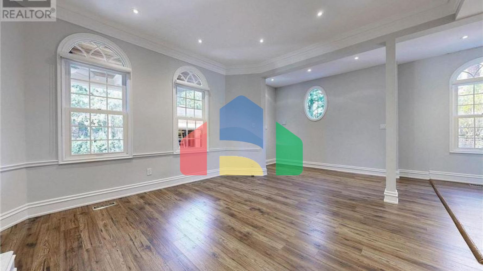 Residential - Single Family Home - Richmond Hill, Canada - Canada