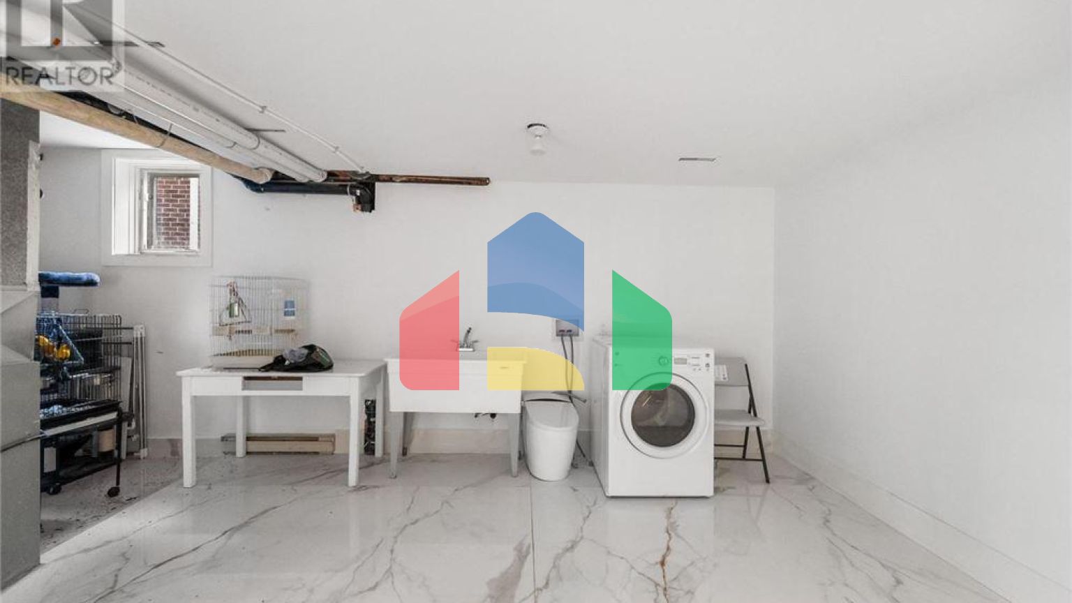 Residential - Single Family Home - Richmond Hill, Canada - Canada