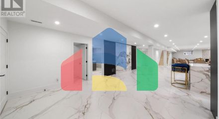 Residential - Single Family Home - Richmond Hill, Canada - Canada