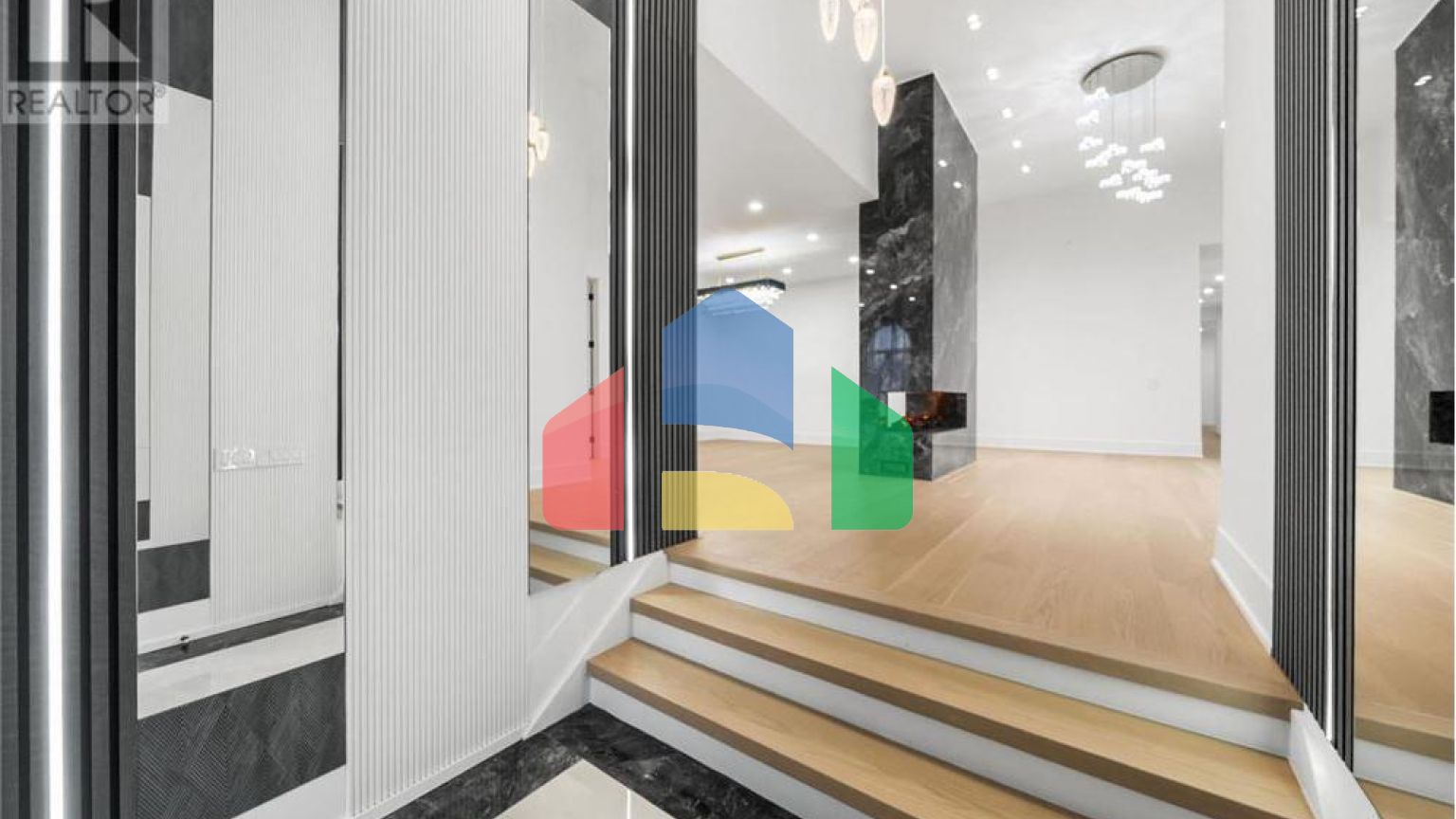 Residential - Single Family Home - Richmond Hill, Canada - Canada