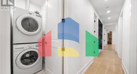 Residential - Single Family Home - Richmond Hill, Canada - Canada