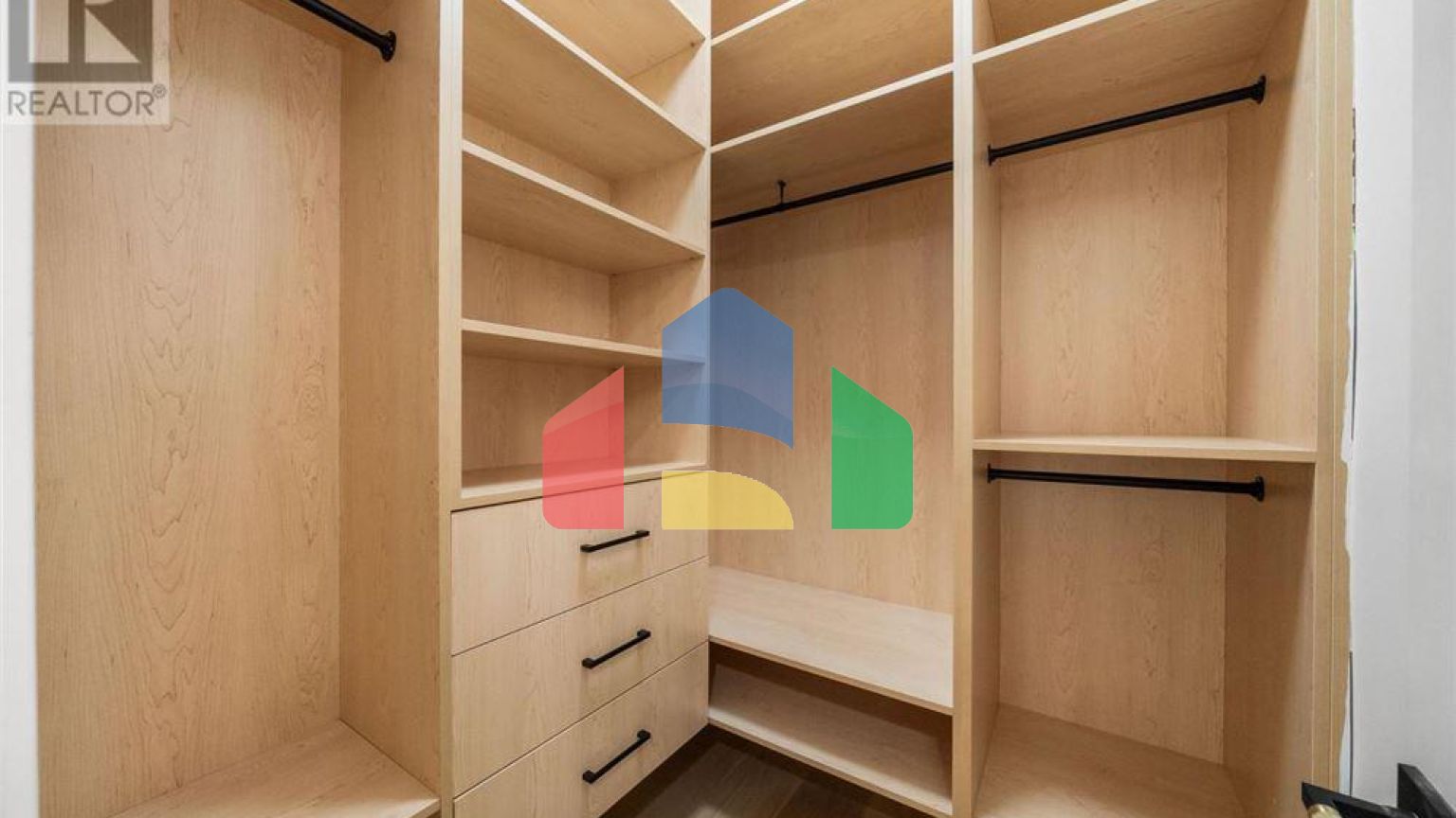 Residential - Single Family Home - Richmond Hill, Canada - Canada