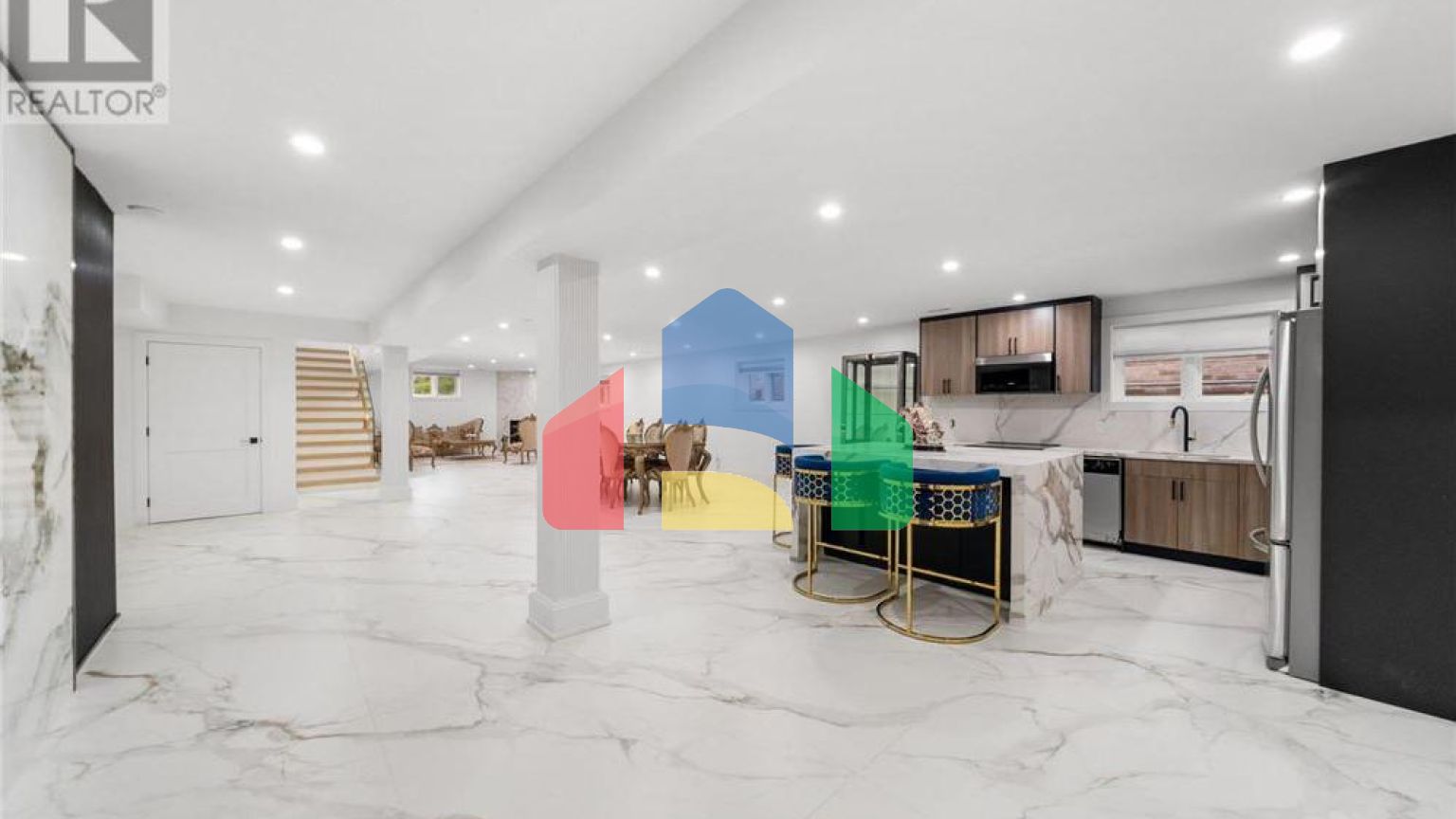 Residential - Single Family Home - Richmond Hill, Canada - Canada