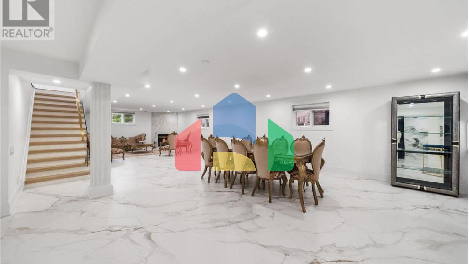 Residential - Single Family Home - Richmond Hill, Canada - Canada