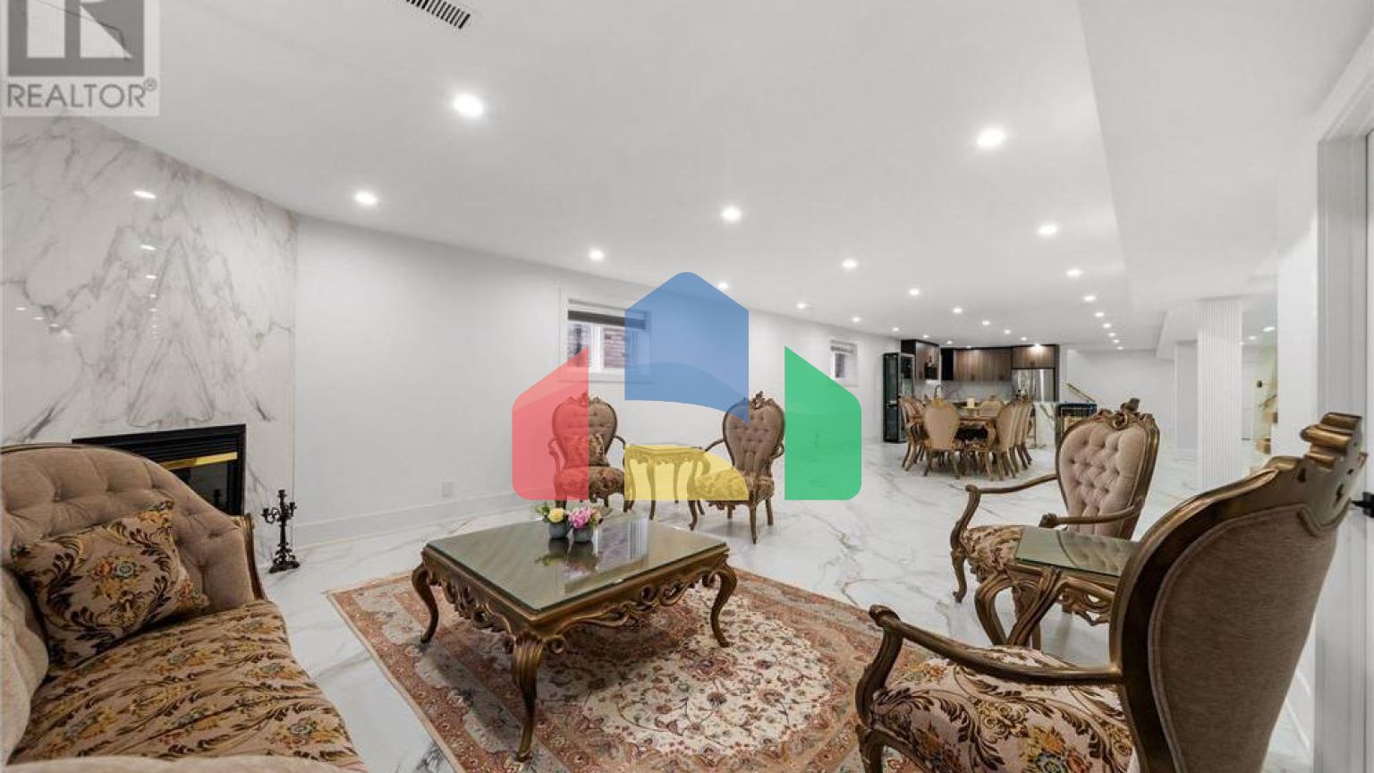 Residential - Single Family Home - Richmond Hill, Canada - Canada