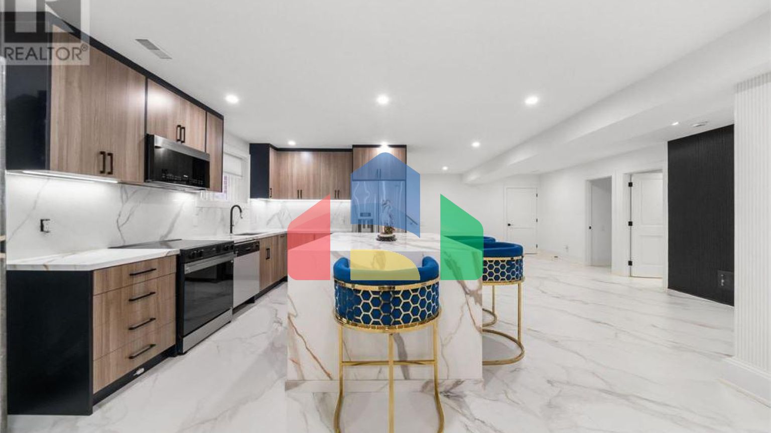 Residential - Single Family Home - Richmond Hill, Canada - Canada