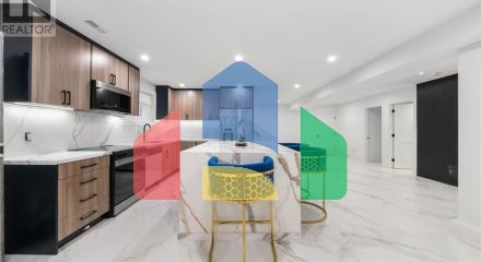 Residential - Single Family Home - Richmond Hill, Canada - Canada