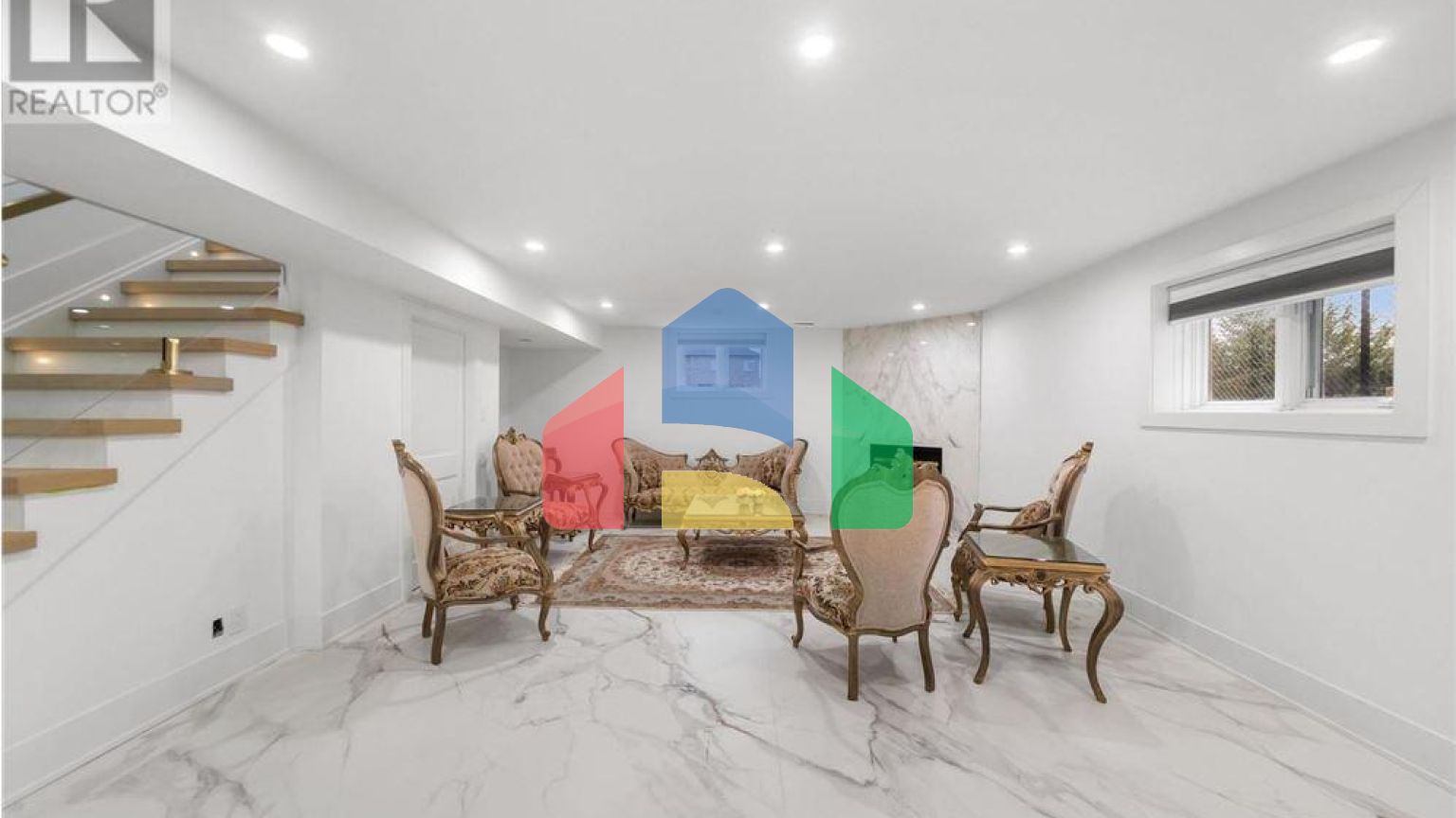 Residential - Single Family Home - Richmond Hill, Canada - Canada