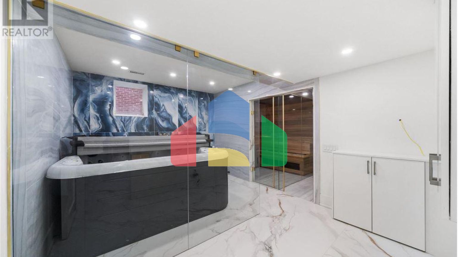 Residential - Single Family Home - Richmond Hill, Canada - Canada