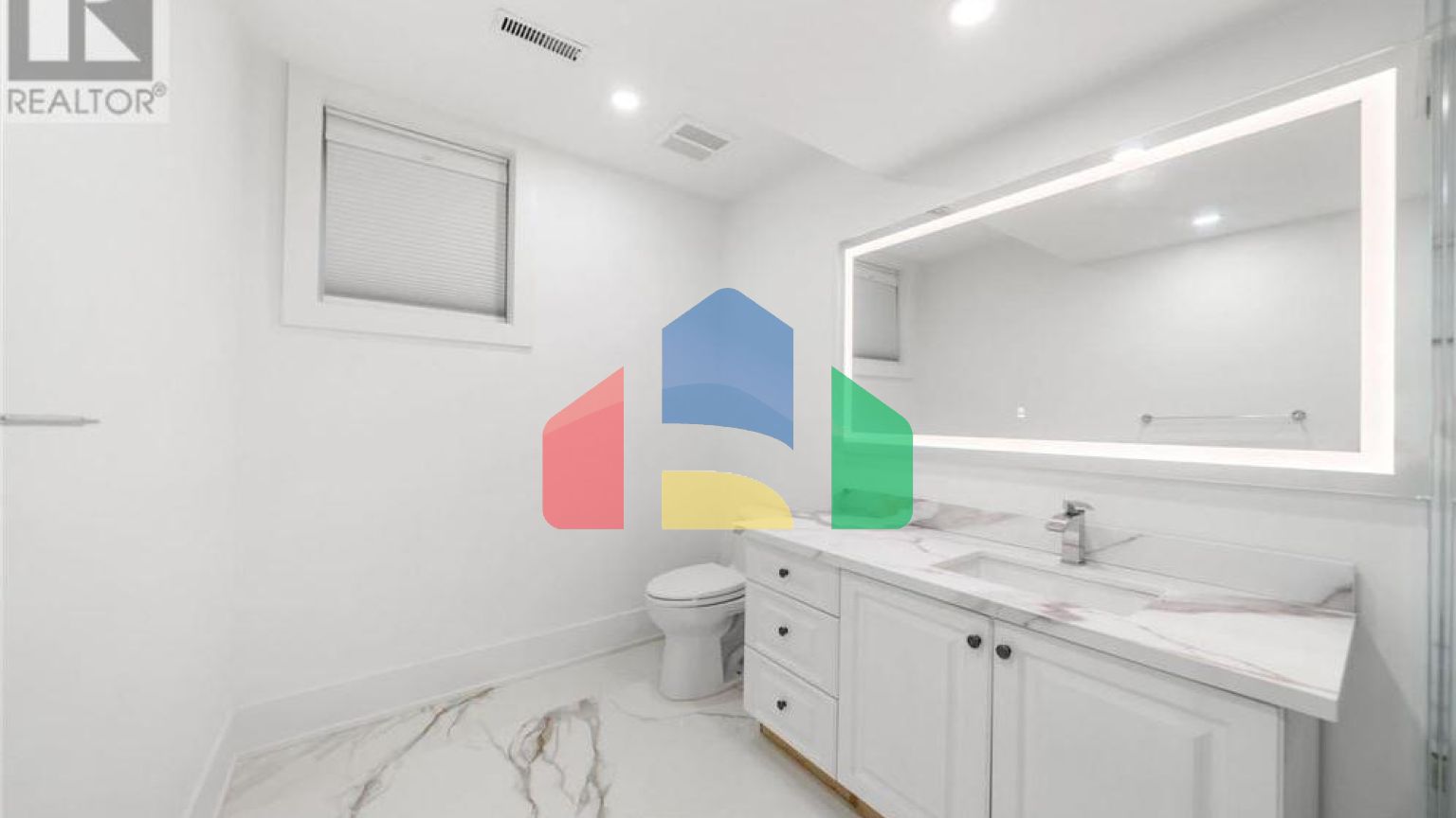 Residential - Single Family Home - Richmond Hill, Canada - Canada