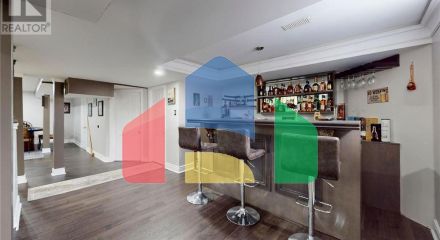 Residential - Single Family Home - Richmond Hill, Canada - Canada