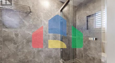 Residential - Single Family Home - Richmond Hill, Canada - Canada