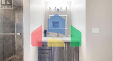 Residential - Single Family Home - Richmond Hill, Canada - Canada