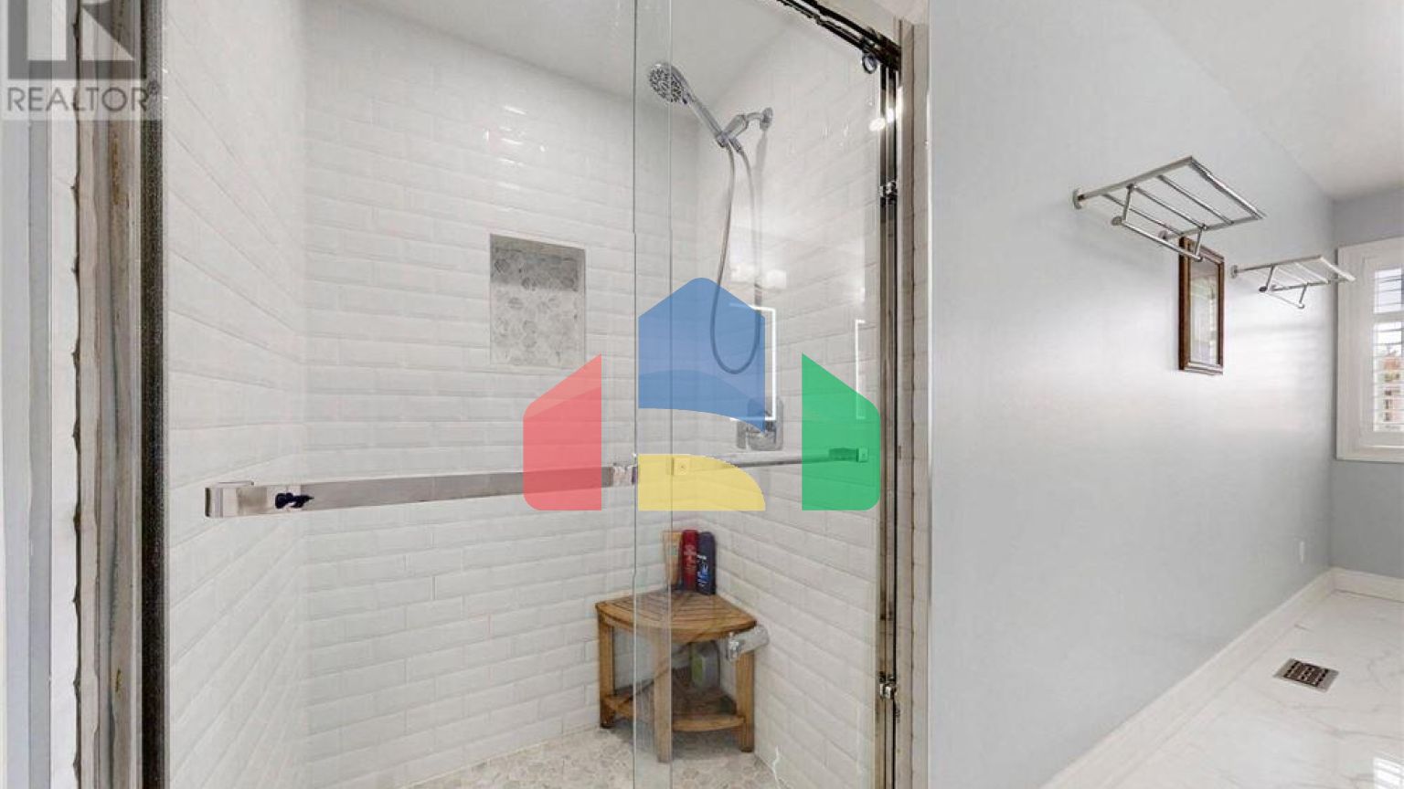 Residential - Single Family Home - Richmond Hill, Canada - Canada