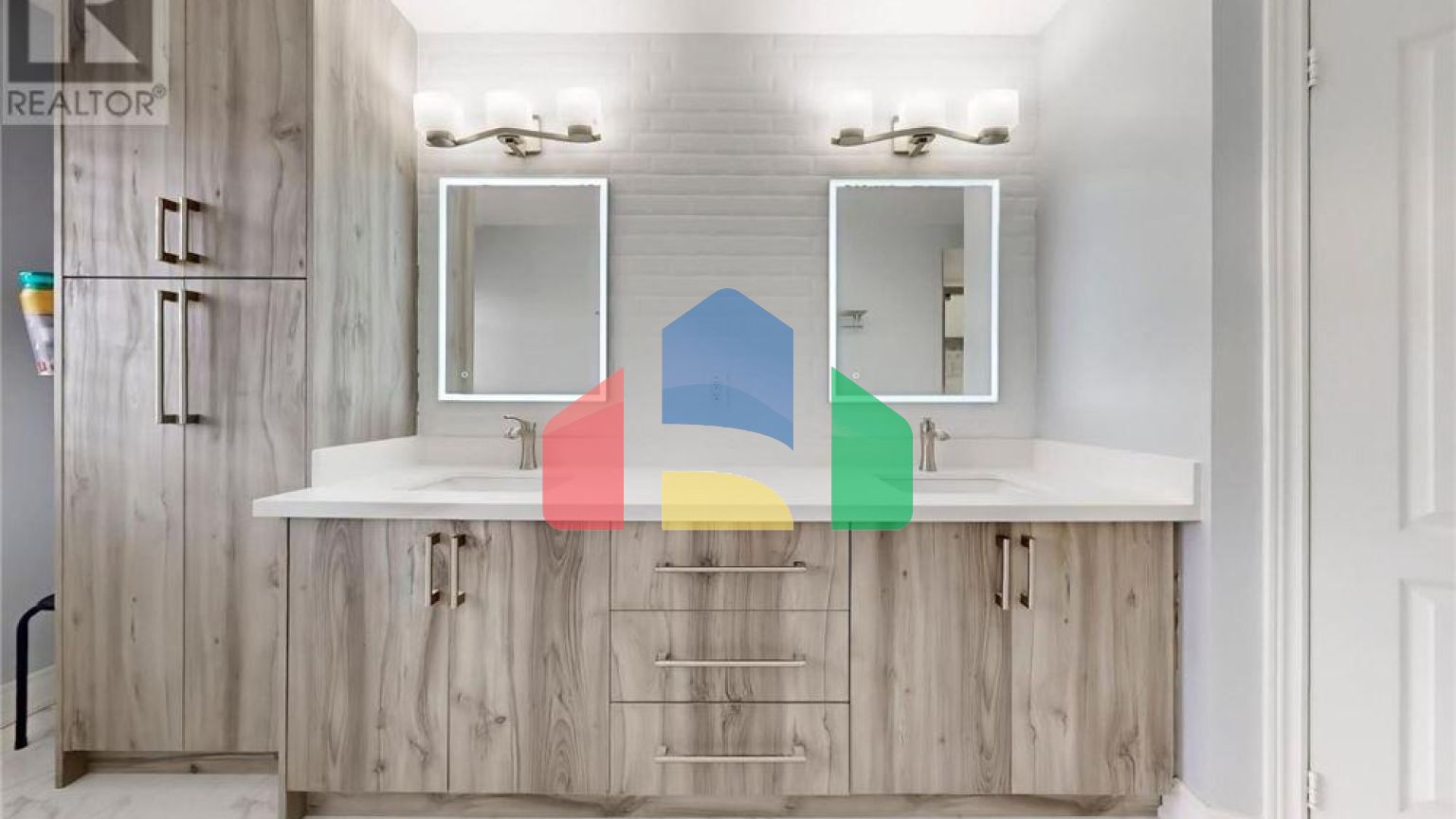 Residential - Single Family Home - Richmond Hill, Canada - Canada