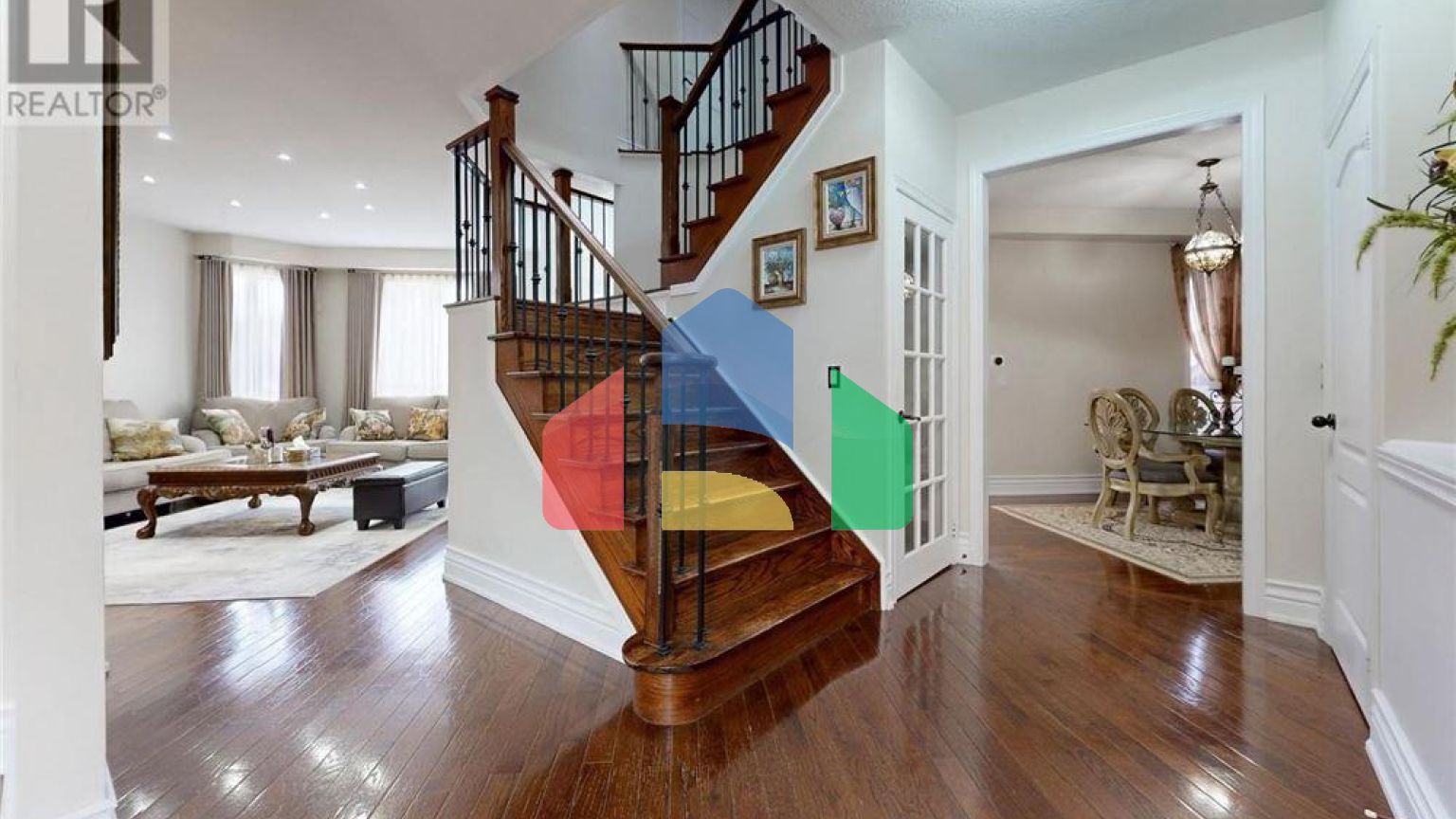 Residential - Single Family Home - Richmond Hill, Canada - Canada