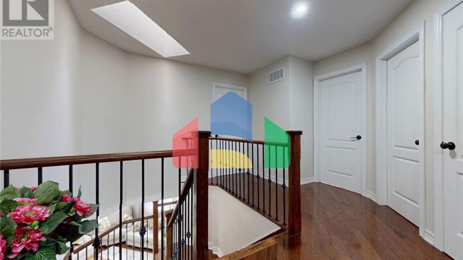 Residential - Single Family Home - Richmond Hill, Canada - Canada