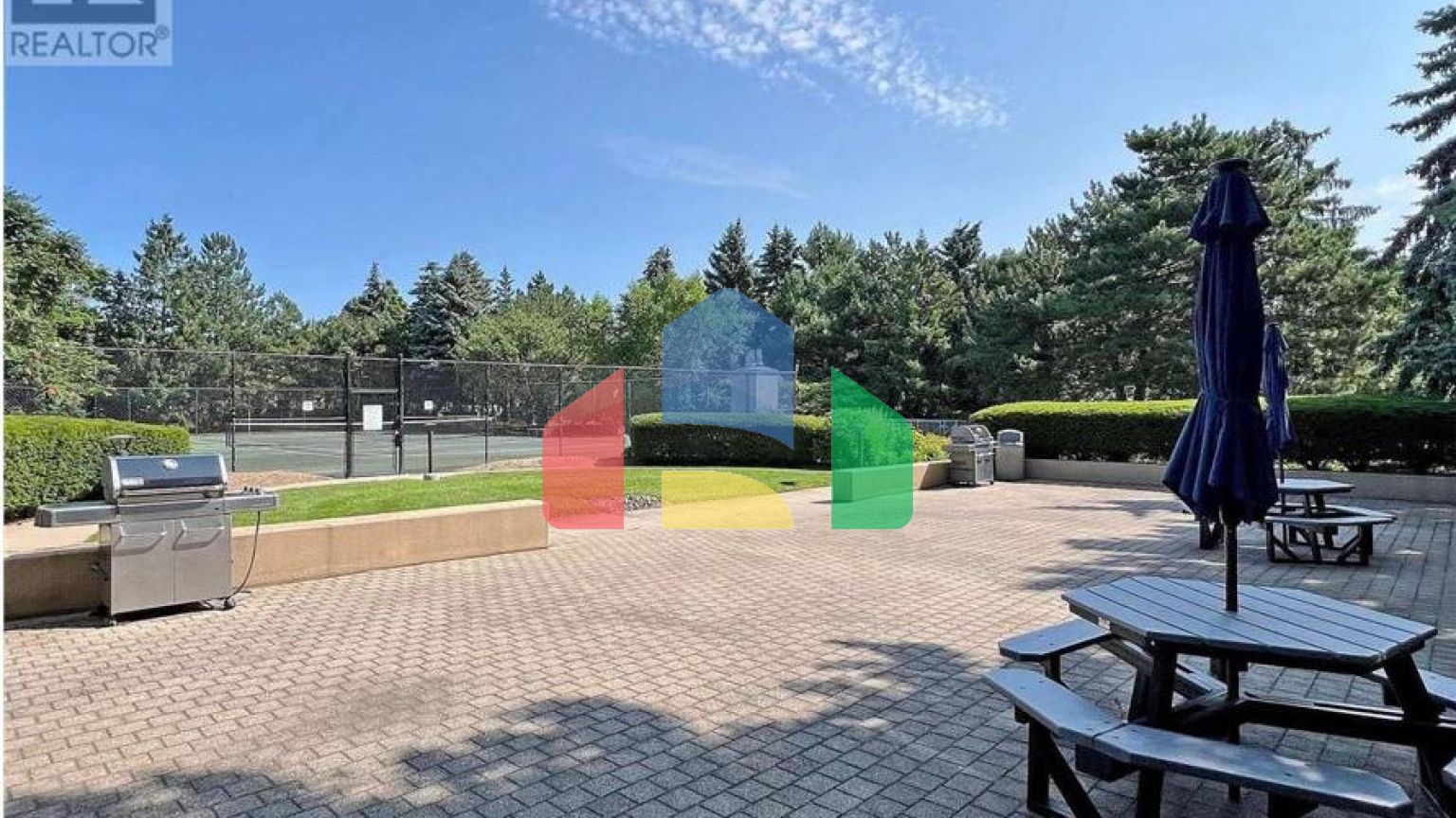 Residential - Single Family Home - Richmond Hill, Canada - Canada