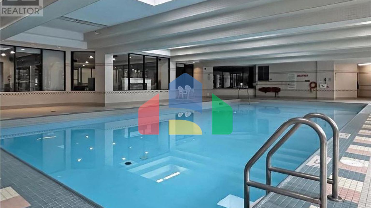 Residential - Single Family Home - Richmond Hill, Canada - Canada