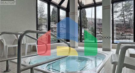 Residential - Single Family Home - Richmond Hill, Canada - Canada