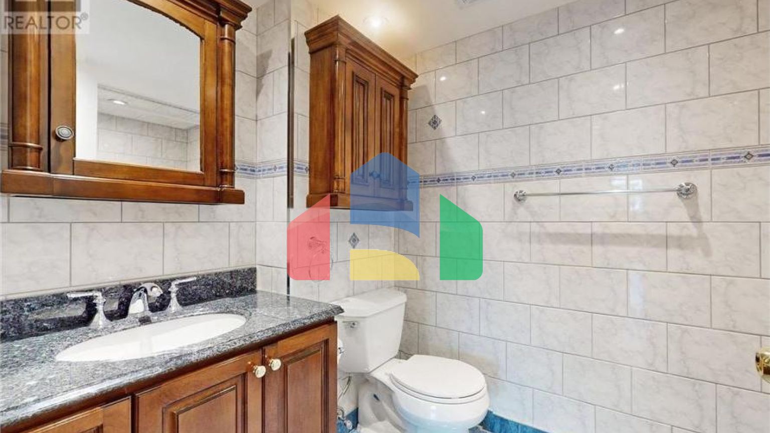 Residential - Single Family Home - Richmond Hill, Canada - Canada