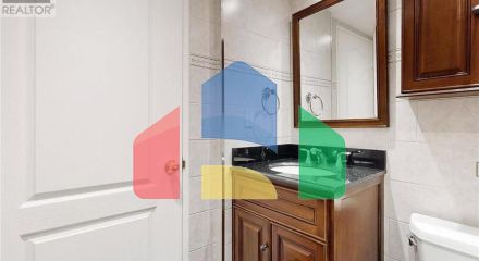 Residential - Single Family Home - Richmond Hill, Canada - Canada