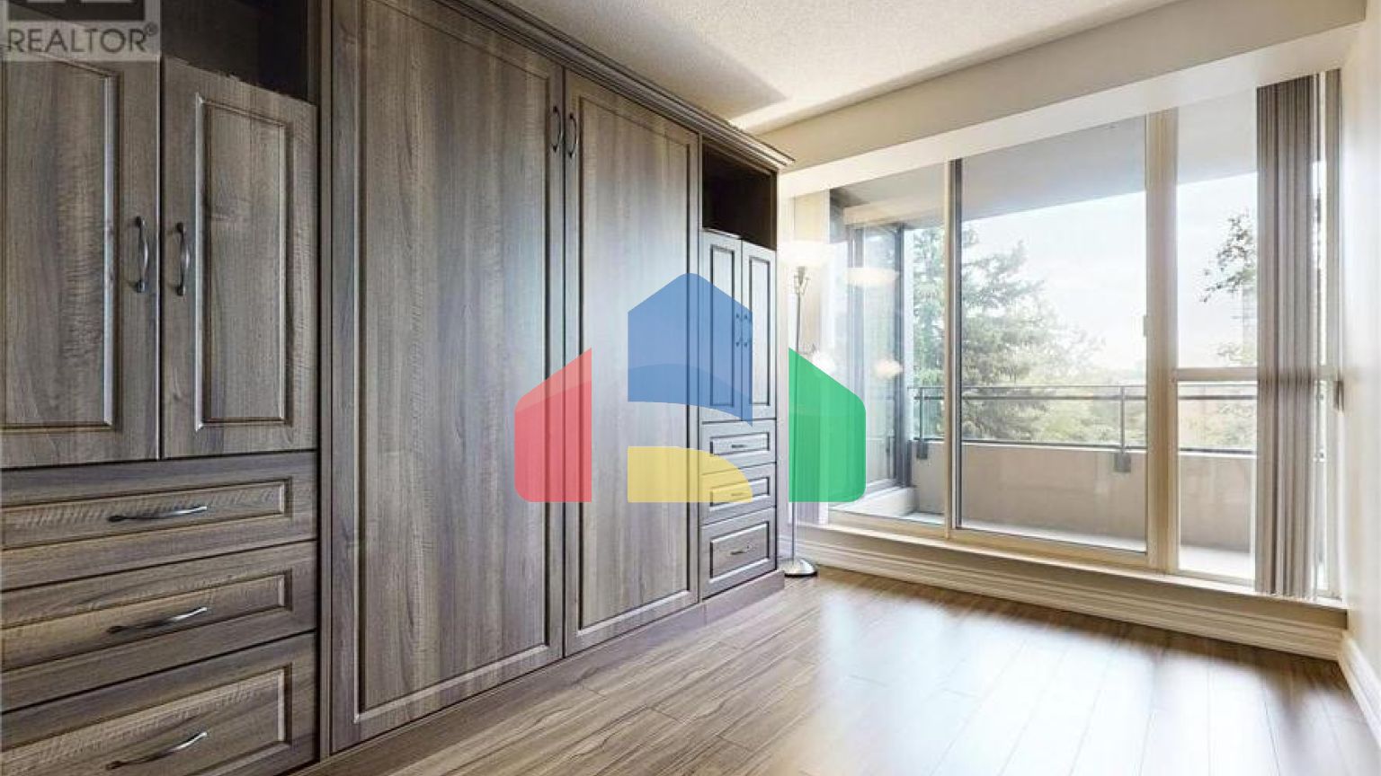 Residential - Single Family Home - Richmond Hill, Canada - Canada