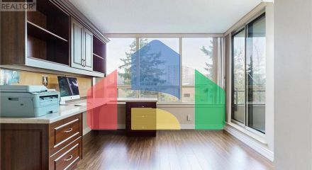 Residential - Single Family Home - Richmond Hill, Canada - Canada