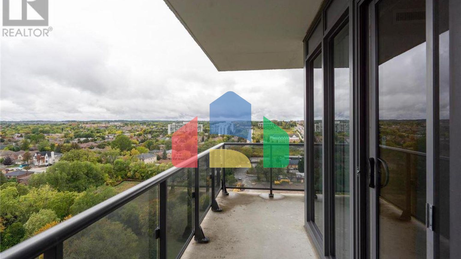 Residential - Single Family Home - Richmond Hill, Canada - Canada