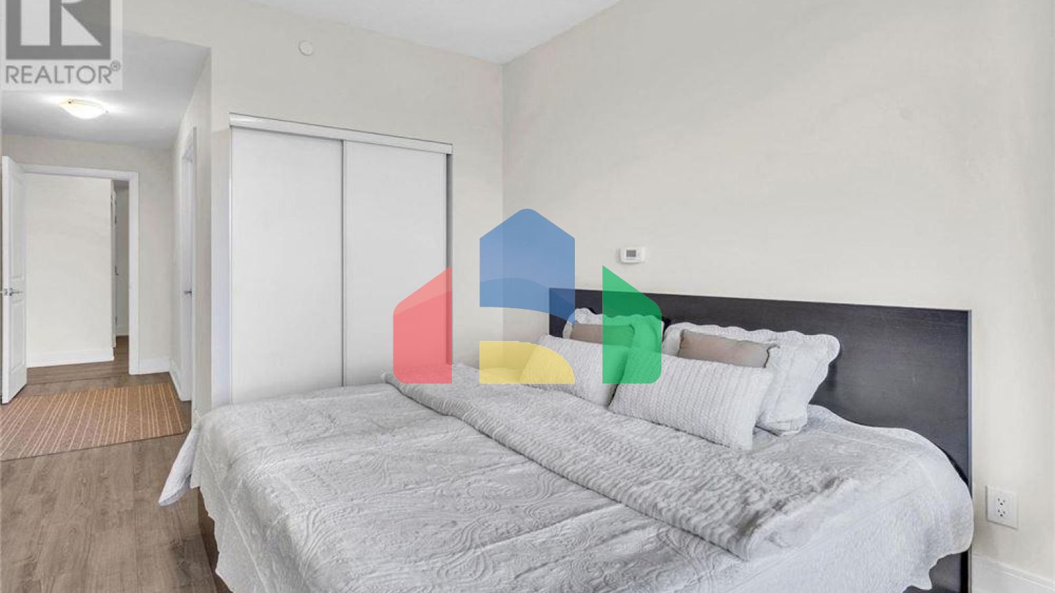 Residential - Single Family Home - Richmond Hill, Canada - Canada