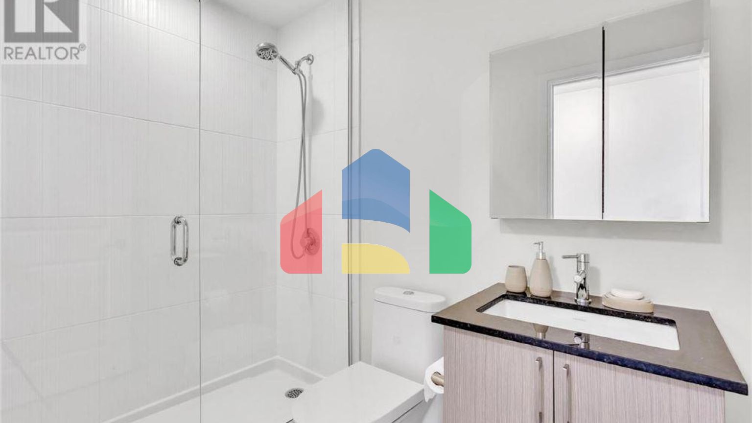 Residential - Single Family Home - Richmond Hill, Canada - Canada