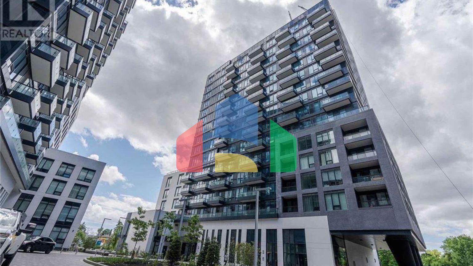 Residential - Single Family Home - Richmond Hill, Canada - Canada