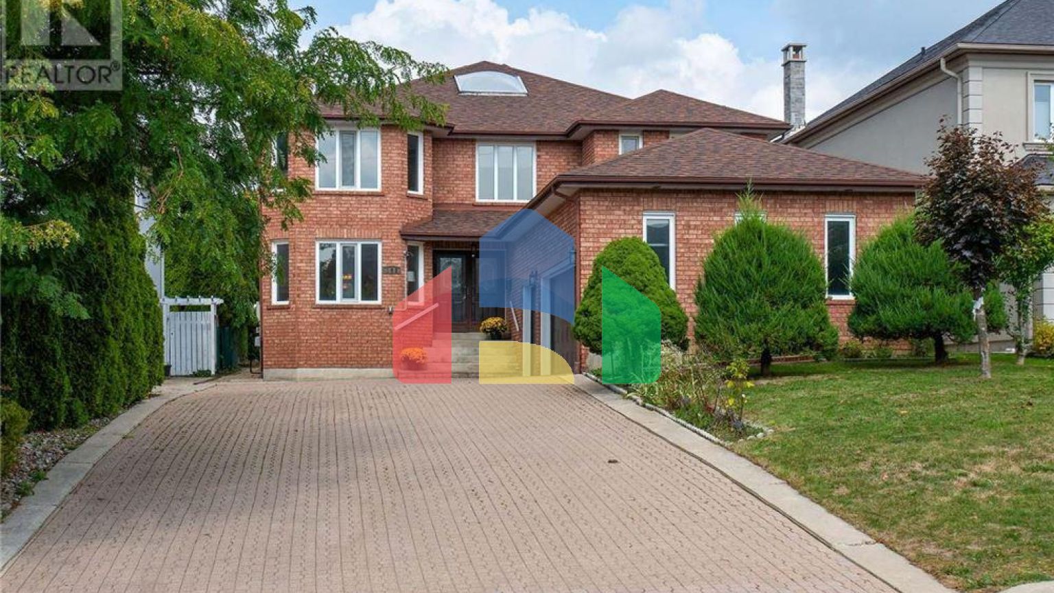 Residential - Single Family Home - Richmond Hill, Canada - Canada