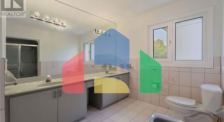 Residential - Single Family Home - Richmond Hill, Canada - Canada