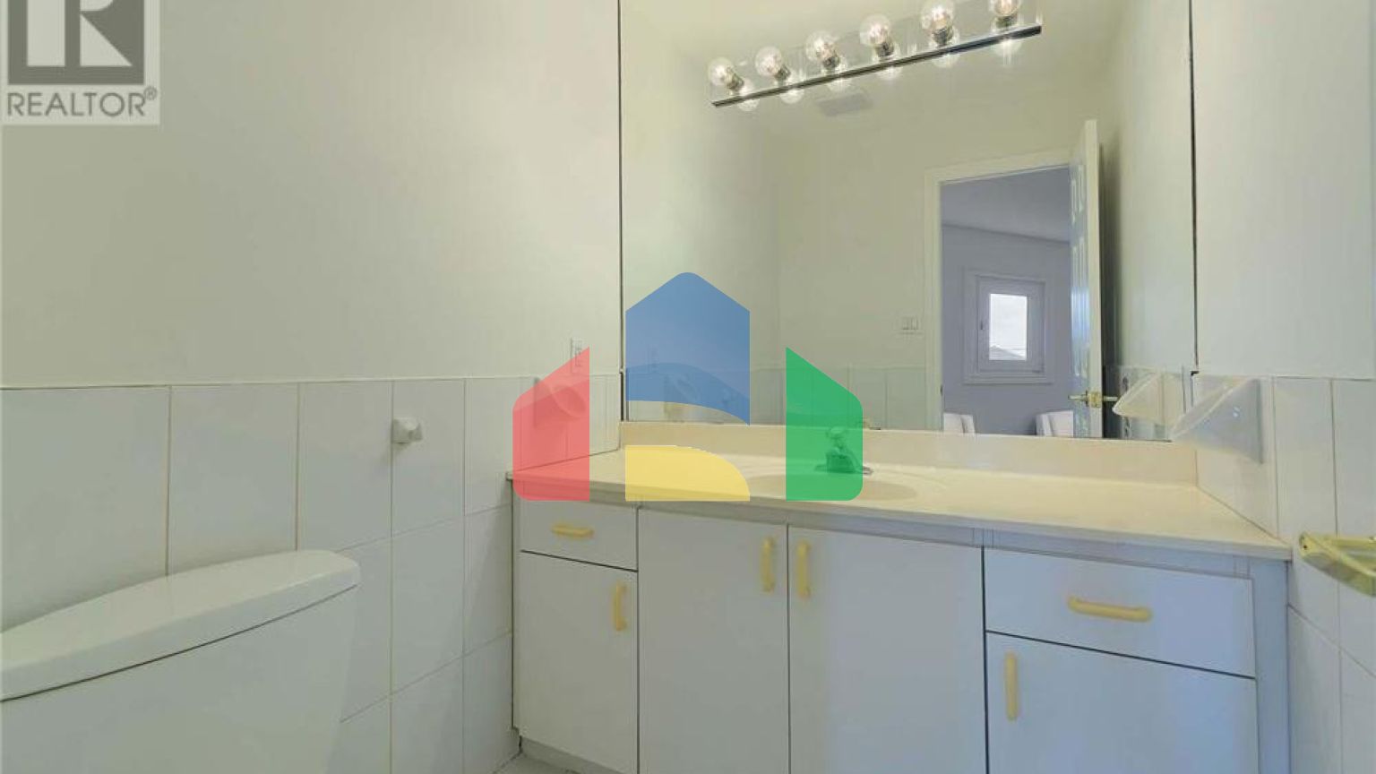 Residential - Single Family Home - Richmond Hill, Canada - Canada