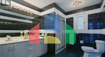 Residential - Single Family Home - Richmond Hill, Canada - Canada