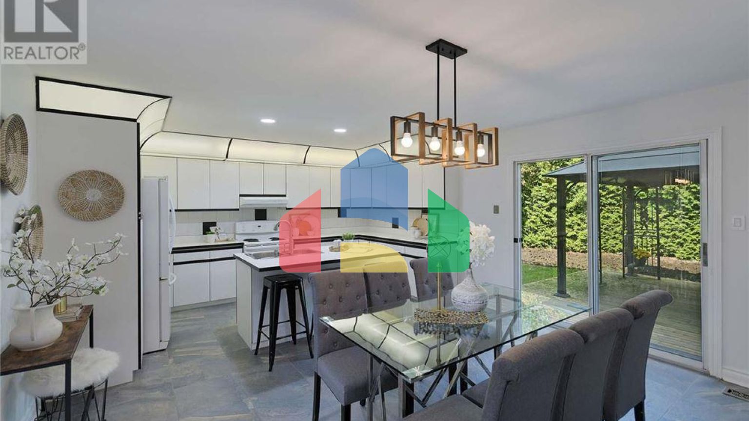 Residential - Single Family Home - Richmond Hill, Canada - Canada