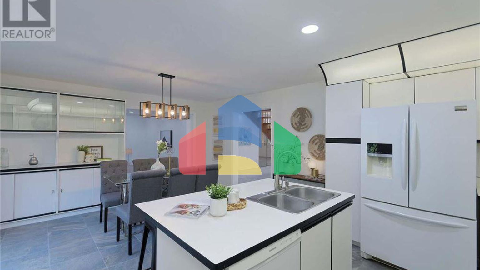 Residential - Single Family Home - Richmond Hill, Canada - Canada