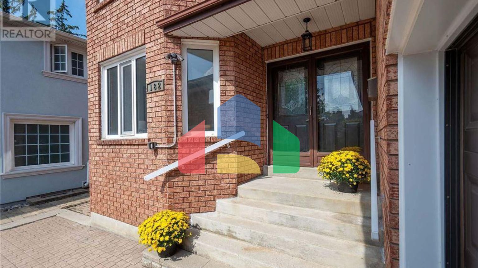 Residential - Single Family Home - Richmond Hill, Canada - Canada