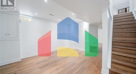 Residential - Single Family Home - Richmond Hill, Canada - Canada