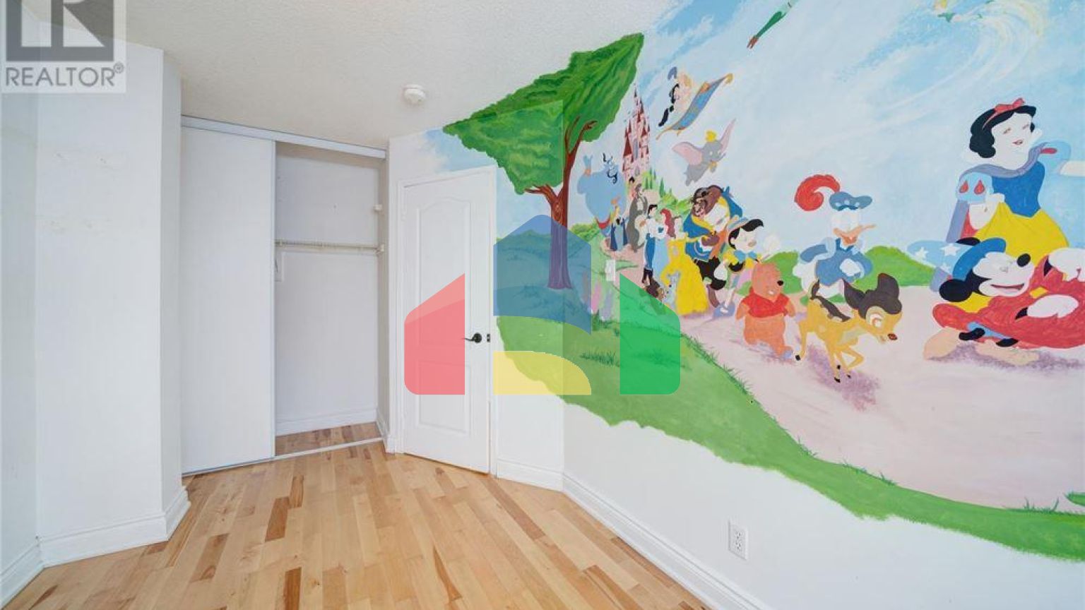 Residential - Single Family Home - Richmond Hill, Canada - Canada