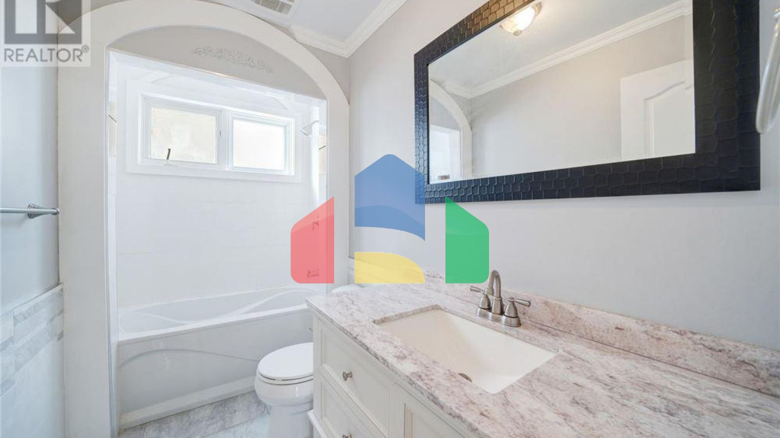 Residential - Single Family Home - Richmond Hill, Canada - Canada