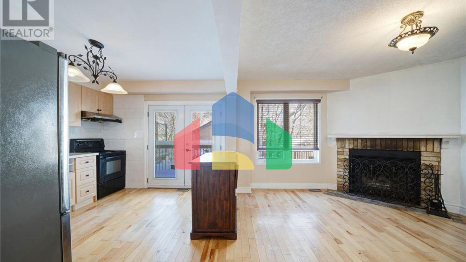 Residential - Single Family Home - Richmond Hill, Canada - Canada